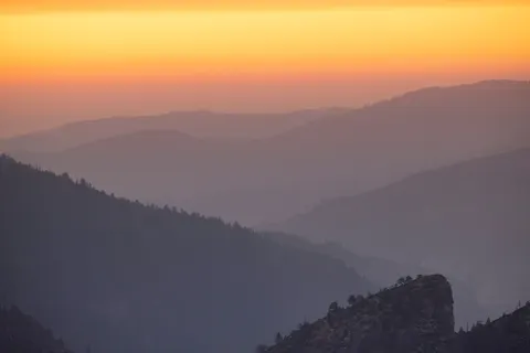 Sunset Mountains 4K Wallpaper · sunset · 3840×2561
