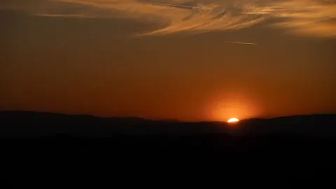 Sunset Mountains 4K Wallpaper · sunset · 3840×2160