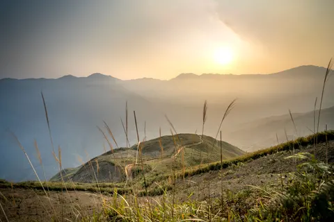 Sunset Mountains 4K Wallpaper · sunset · 3840×2560