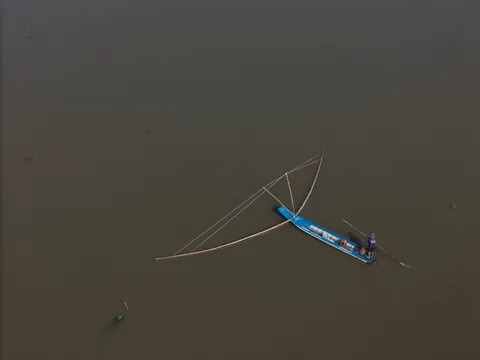 Aerial River 4K Wallpaper · aerial · 3840×2880
