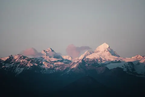 Fondo de pantalla Cordillera 4K · mountains · 3840×2560