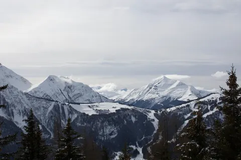 Winter Mountains 4K Wallpaper · winter · 3840×2560