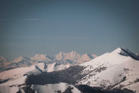 Winter Mountains 4K Wallpaper · winter · 3840×2560