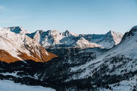 Winter Mountains 4K Wallpaper · winter · 3840×2560