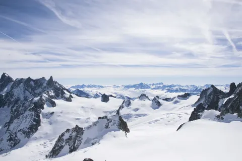 Winter Mountains 4K Wallpaper · winter · 3840×2560