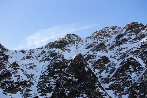Winter Mountains 4K Wallpaper · winter · 3840×2560