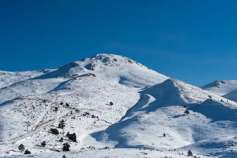 Winter Mountains 4K Wallpaper · winter · 3840×2563