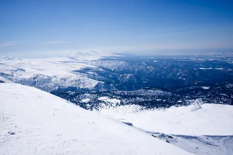 Winter Mountains 4K Wallpaper · winter · 3840×2563