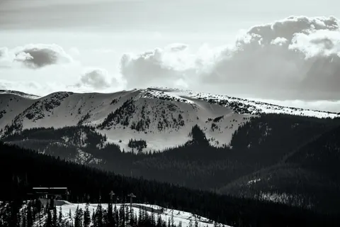 Winter Mountains 4K Wallpaper · winter · 3840×2560