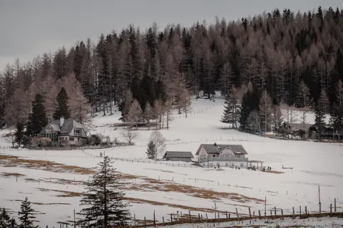 Winter Cabin 4K Wallpaper · winter · 3840×2561