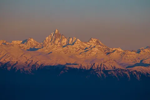 Mountain Range 4K Wallpaper · mountains · 3840×2560