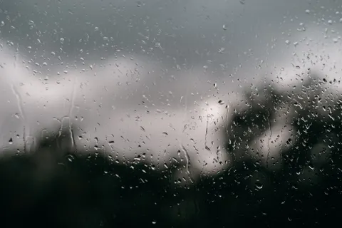 빗방울 4K 배경화면 · nature · 3840×2560