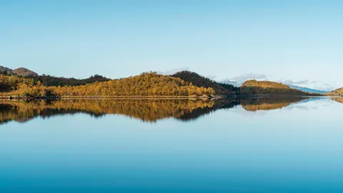 Autumn Lake 4K Wallpaper · autumn · 3840×2160