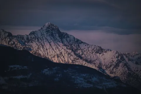 산맥 4K 배경화면 · mountains · 3840×2560