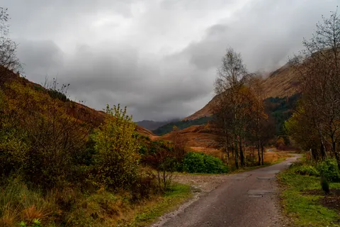 Autumn Mountains 4K Wallpaper · autumn · 3840×2560