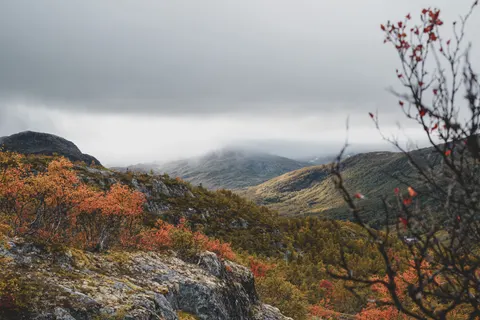 Autumn Mountains 4K Wallpaper · autumn · 3840×2560