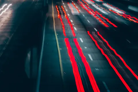 Lichtsporen 4K-achtergrond · city · 3840×2560