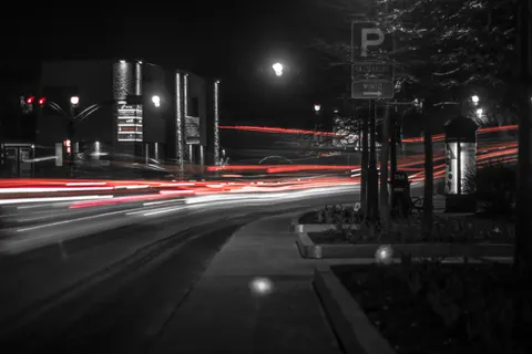 Fond d'écran Traînées de lumière 4K · city · 3840×2560