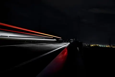 Light Trails 4K Wallpaper · city · 3840×2560