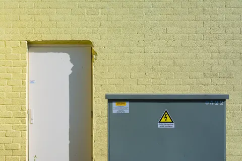 Server Room 4K Wallpaper · technology · 3840×2560