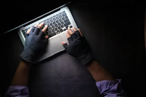 Code Screen 4K Wallpaper · technology · 3840×2560