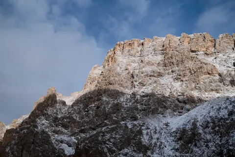 Fondo de pantalla Dolomitas 4K · mountains · 3840×2560