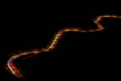 Lichtsporen 4K-achtergrond · city · 3840×2560
