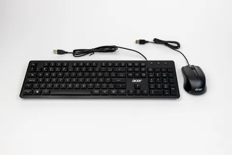 RGB Keyboard 4K Wallpaper · technology · 3840×2560