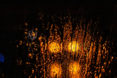 Regentropfen 4K Hintergrundbild · nature · 3840×2560