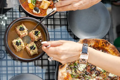 Pizza 4K Wallpaper · food · 3840×2560