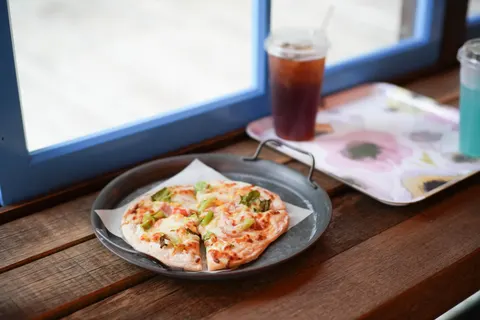 Pizza 4K Wallpaper · food · 3840×2560