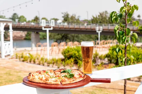 Pizza 4K Wallpaper · food · 3840×2560