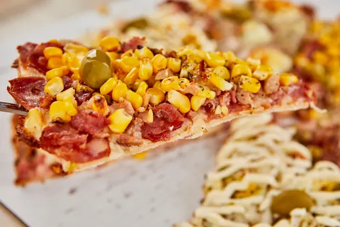 Pizza 4K Wallpaper · food · 3840×2560