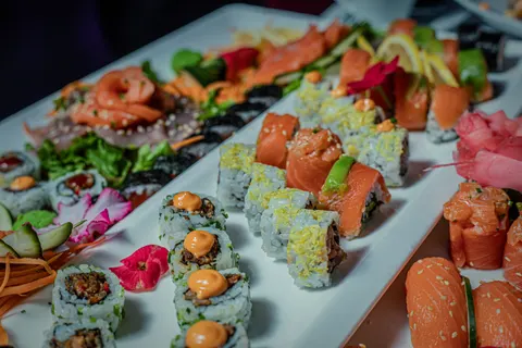 Sushi 4K Wallpaper · food · 3840×2560