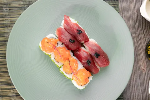 Sushi 4K Wallpaper · food · 3840×2560