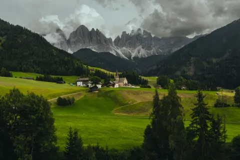 Dolomites 4K Wallpaper · mountains · 3840×2560