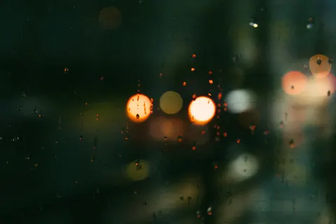 雨滴 4K壁纸 · nature · 3840×2560