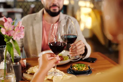 Wine 4K Wallpaper · food · 3840×2560
