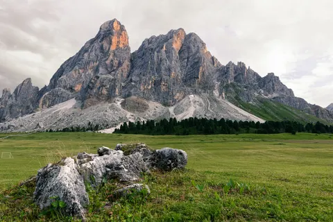Fond d'écran Dolomites 4K · mountains · 3840×2560