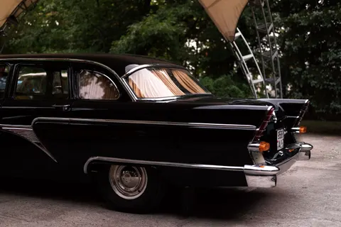 Classic Car 4K Wallpaper · cars · 3840×2563