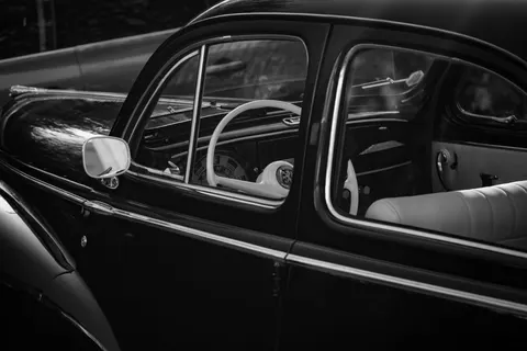 Classic Car 4K Wallpaper · cars · 3840×2560