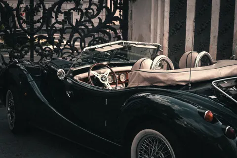 Classic Car 4K Wallpaper · cars · 3840×2560