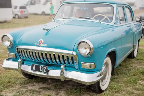 Classic Car 4K Wallpaper · cars · 3840×2560