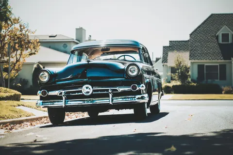 Classic Car 4K Wallpaper · cars · 3840×2560
