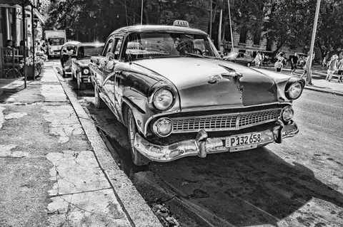 Classic Car 4K Wallpaper · cars · 3840×2553