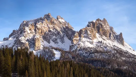 多洛米蒂山 4K壁纸 · mountains · 3840×2160