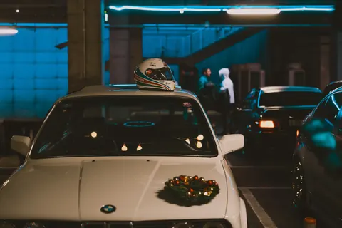 Car at Night 4K Wallpaper · cars · 3840×2560