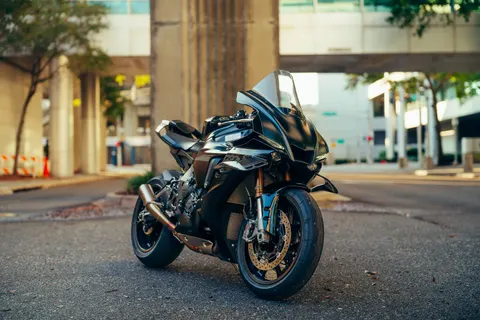 Motorcycle 4K Wallpaper · cars · 3840×2560