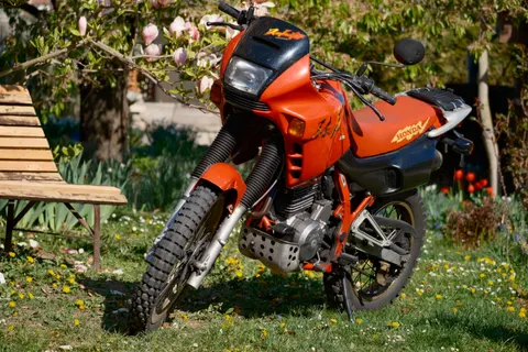 Motorcycle 4K Wallpaper · cars · 3840×2560