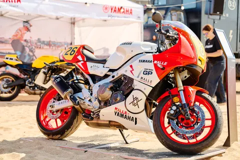 Motorcycle 4K Wallpaper · cars · 3840×2560